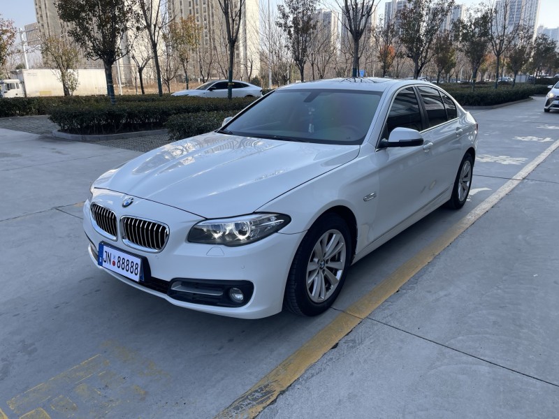 济宁16年宝马5系3