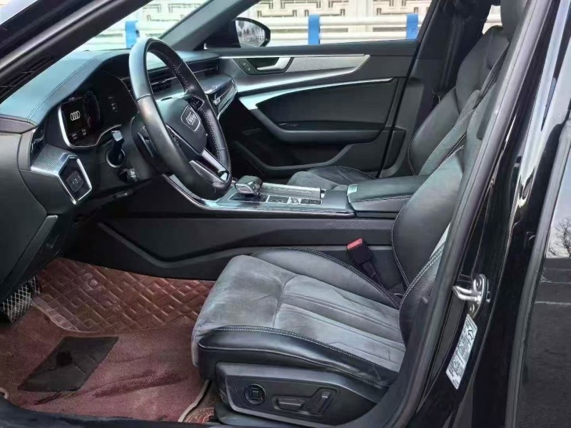 郑州21年奥迪A6L4