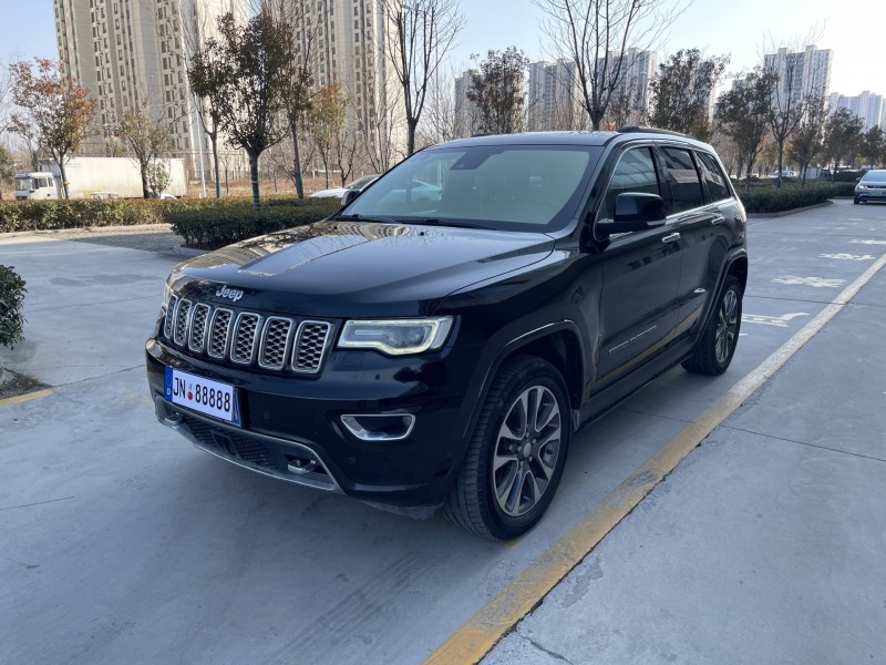 济宁18年Jeep大切诺基2