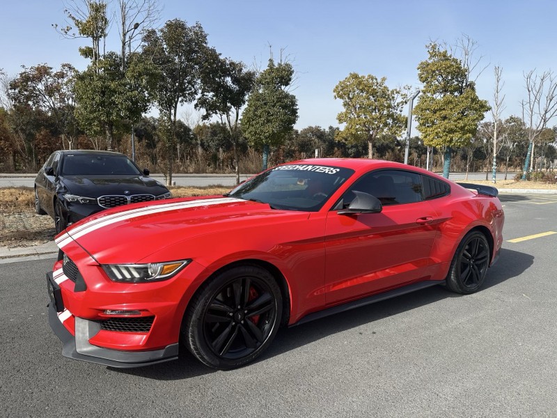 盐城15年福特野马3