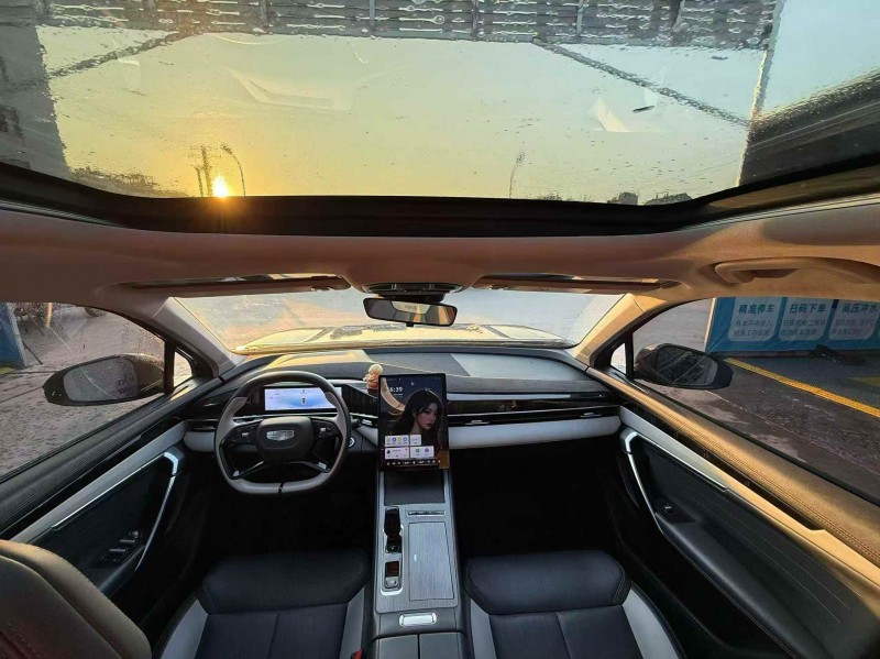 金华24年吉利博越5