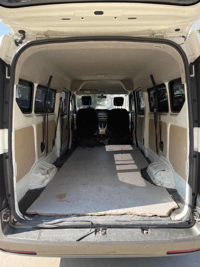 中山24年长安汽车跨越6