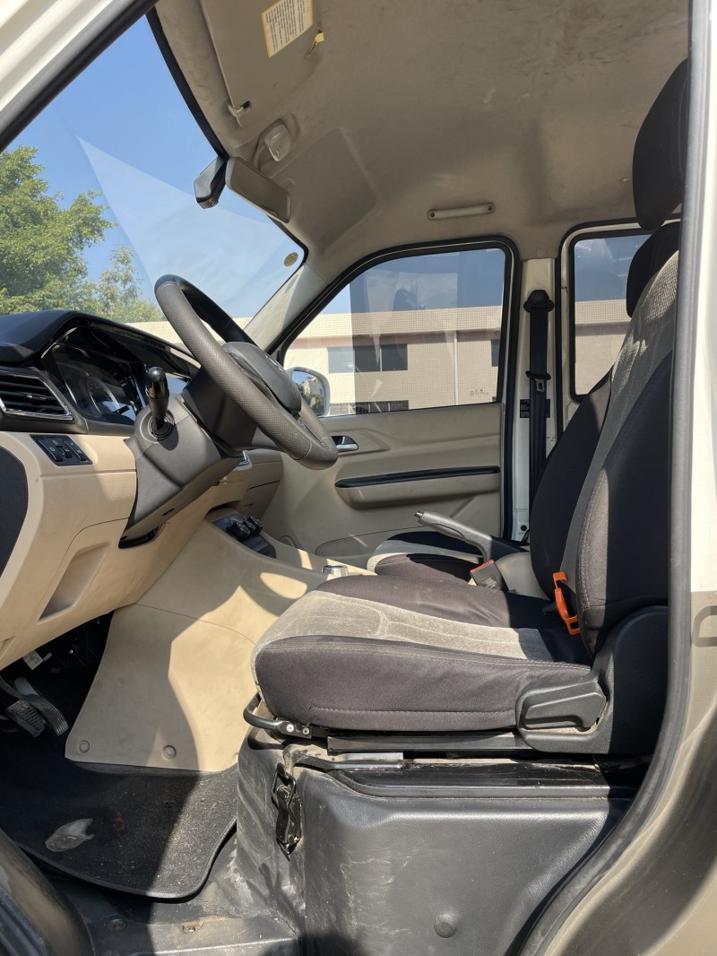 中山24年长安汽车跨越7