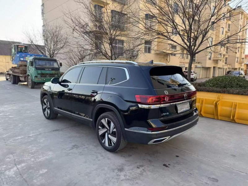 徐州25年大众途昂3