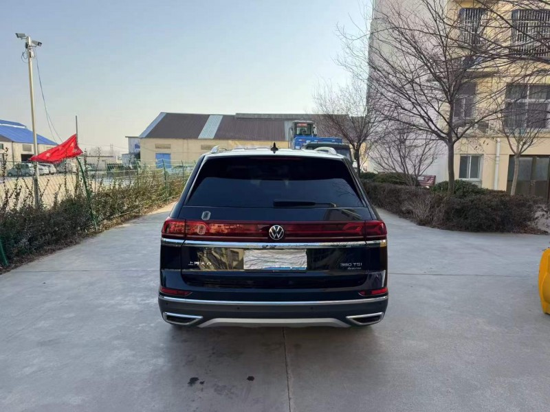 徐州25年大众途昂9