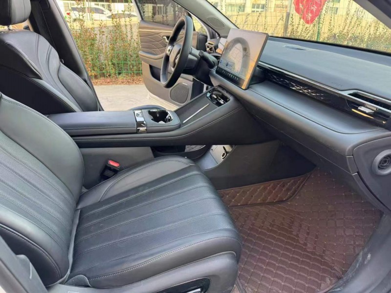 徐州25年传祺埃安RT5