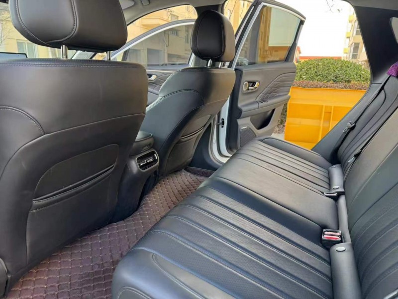 徐州25年传祺埃安RT8