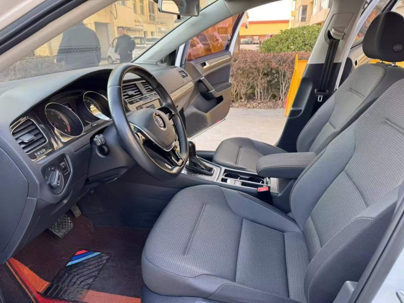 徐州17年大众高尔夫4