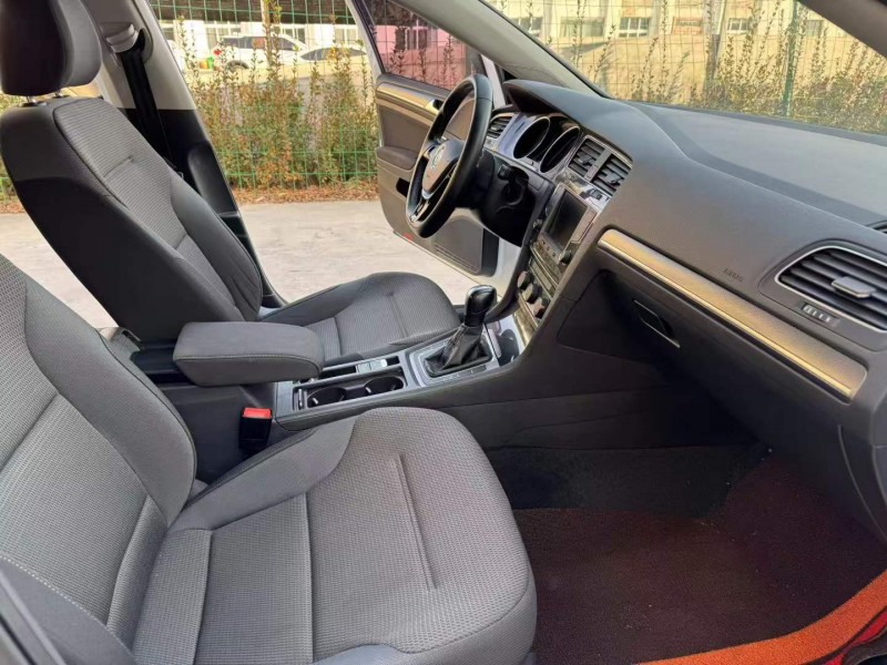 徐州17年大众高尔夫5