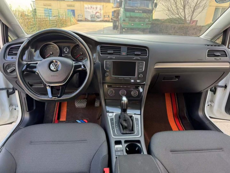 徐州17年大众高尔夫7