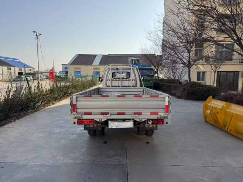 徐州25年吉利远程4