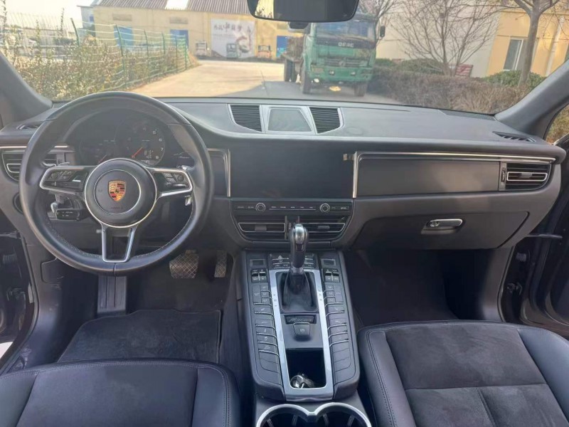 徐州19年保时捷Macan6