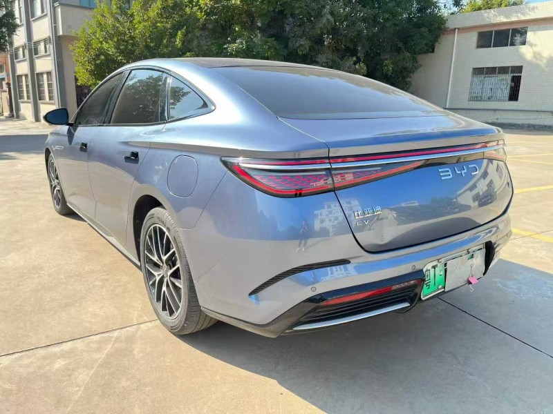 中山24年比亚迪海豹4