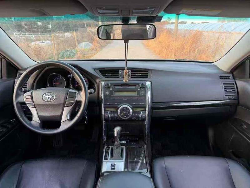 温州13年丰田锐志4