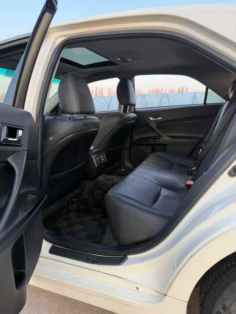 温州13年丰田锐志5