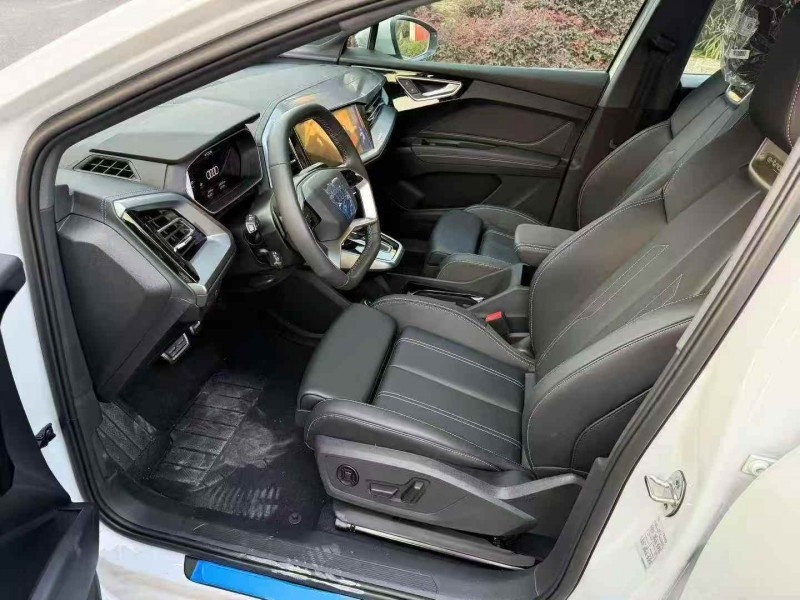 温州25年奥迪Q46