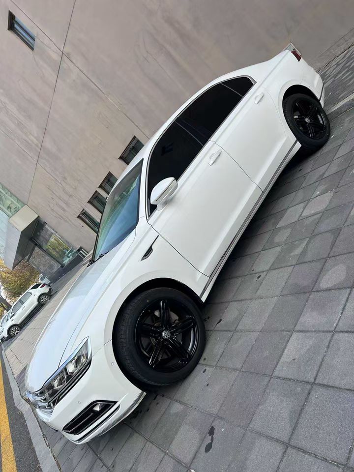 营口23年大众辉昂2