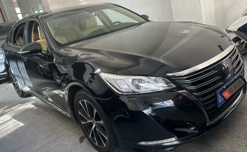 中山18年丰田皇冠2