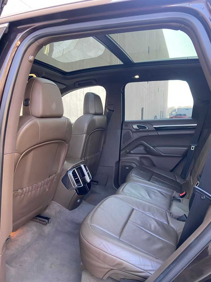 营口14年保时捷卡宴5