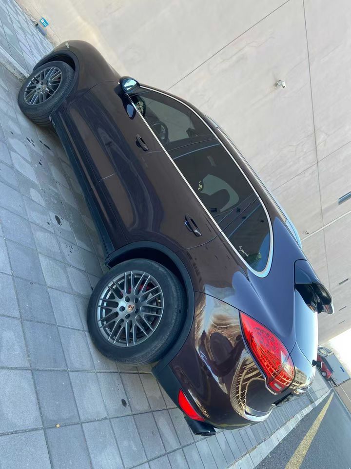 营口14年保时捷卡宴7