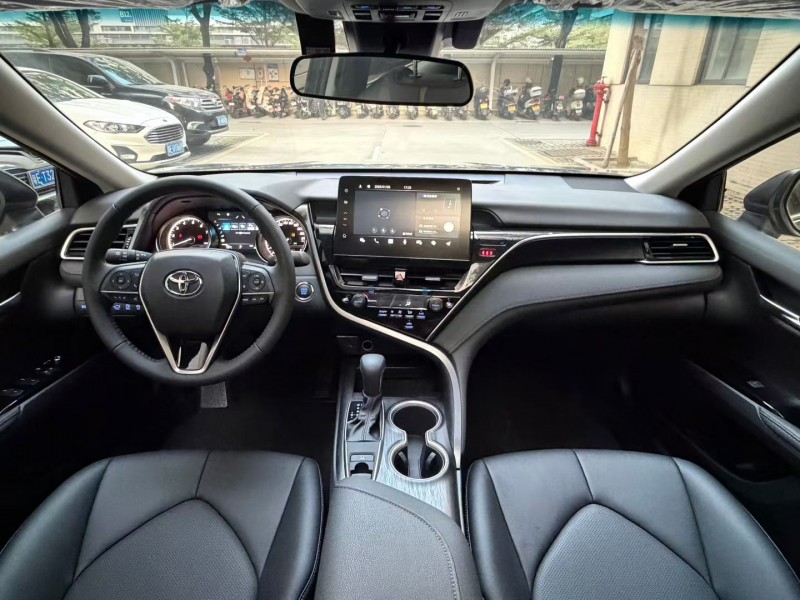 佛山22年丰田凯美瑞6