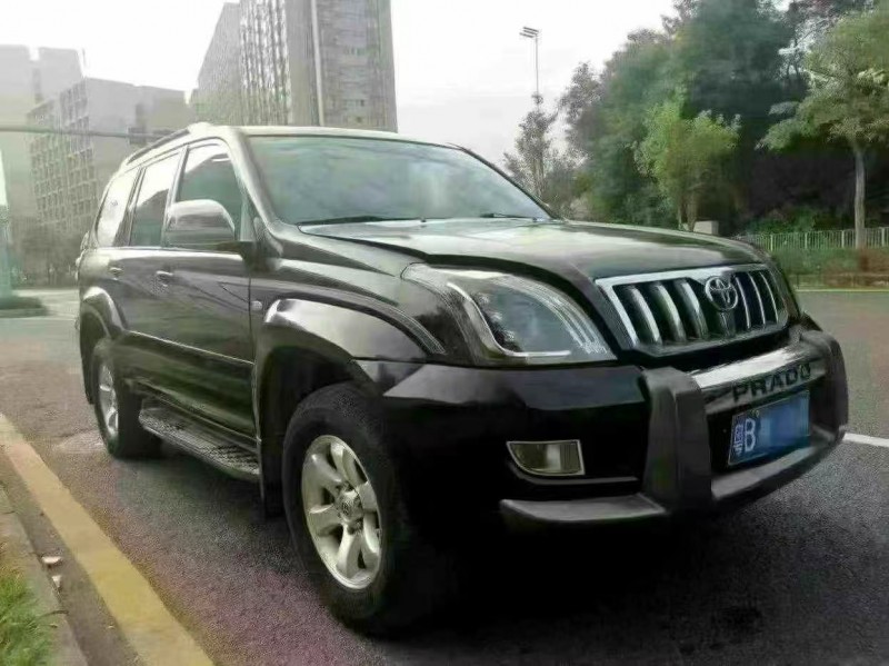 广州05年丰田普拉多3