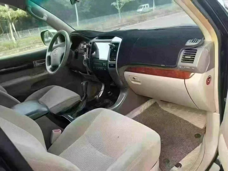 广州05年丰田普拉多4