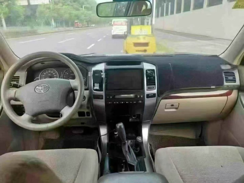 广州05年丰田普拉多5