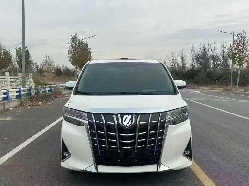 郑州18年丰田埃尔法1