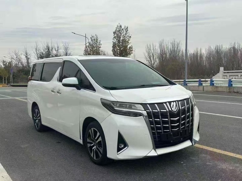 郑州18年丰田埃尔法2