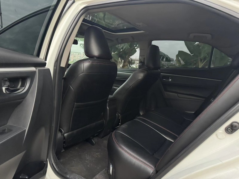 广州18年丰田雷凌5