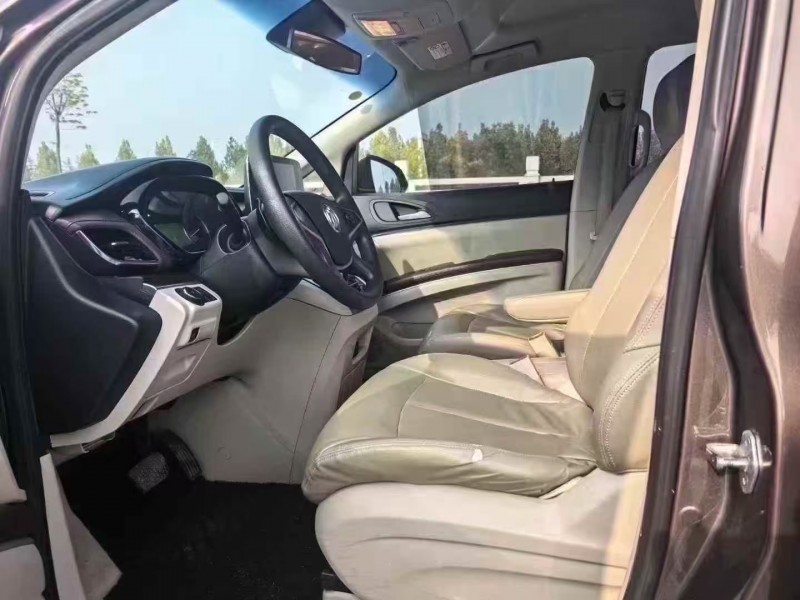 郑州22年别克GL84