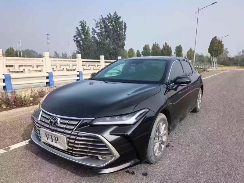 郑州25年丰田亚洲龙3