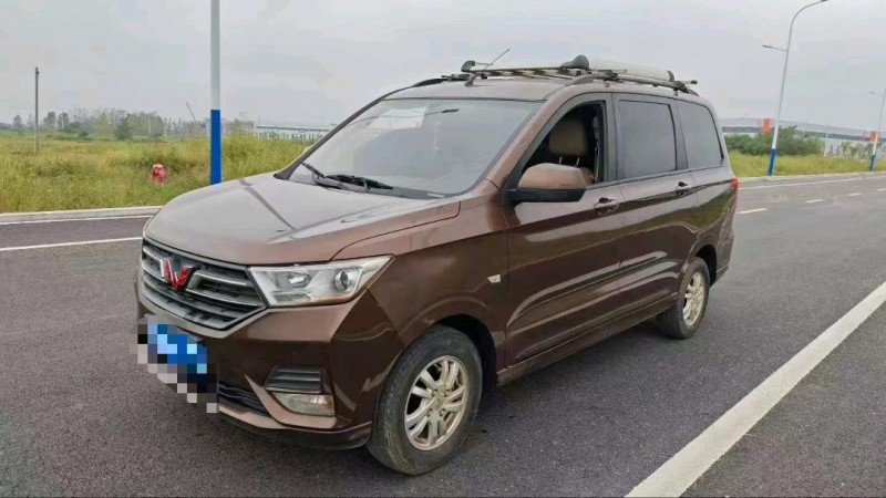 宿迁21年五菱汽车宏光2