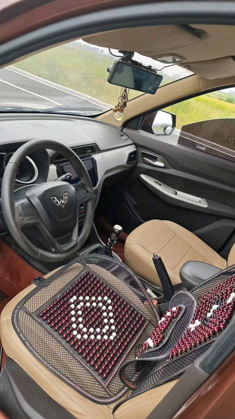 宿迁21年五菱汽车宏光5