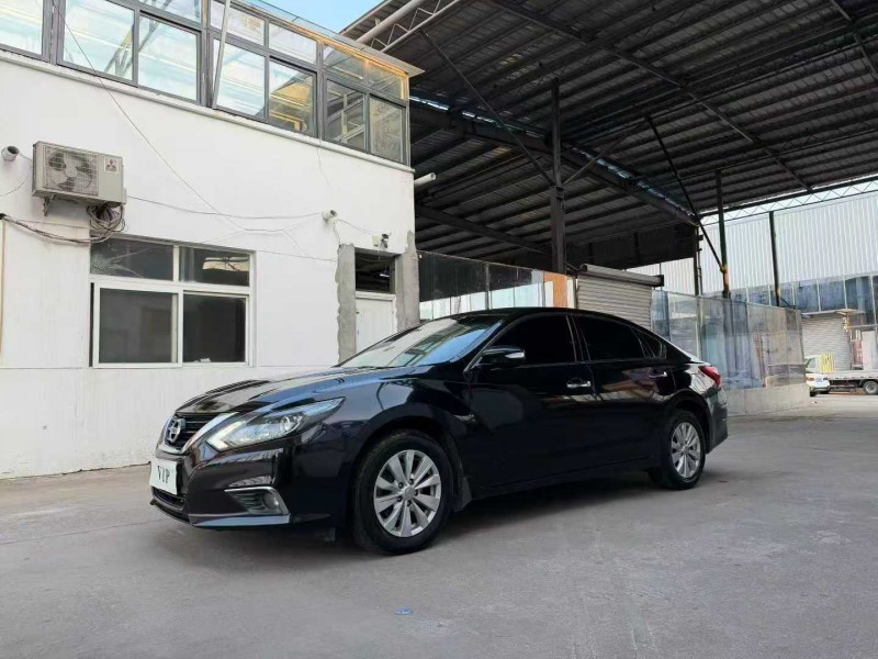 徐州18年日产天籁2