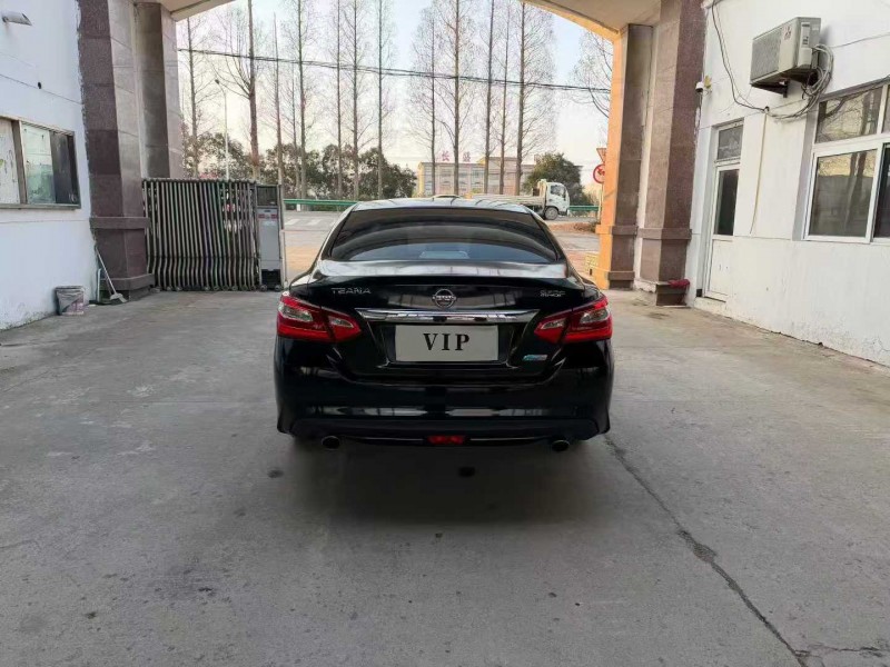 徐州18年日产天籁9