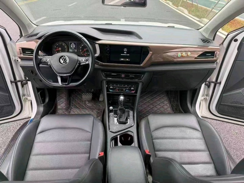 泉州22年大众途岳5