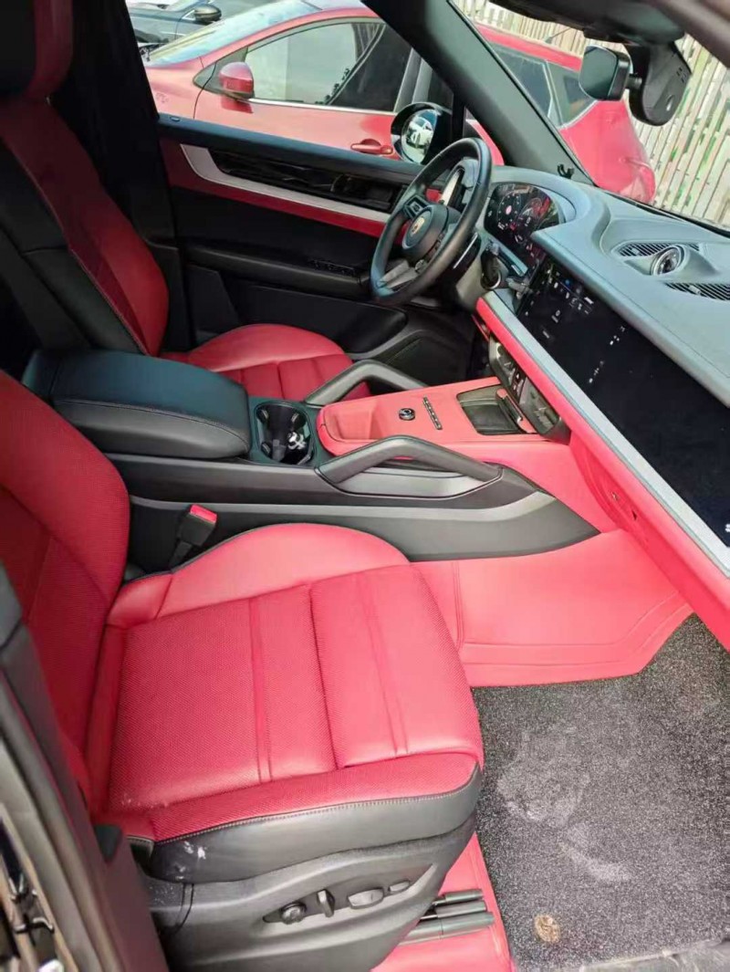 徐州24年保时捷卡宴5