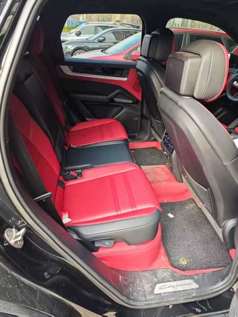 徐州24年保时捷卡宴6