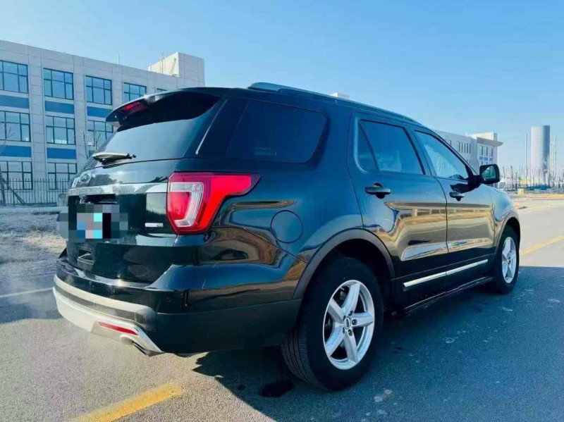 淄博18年福特探险者8