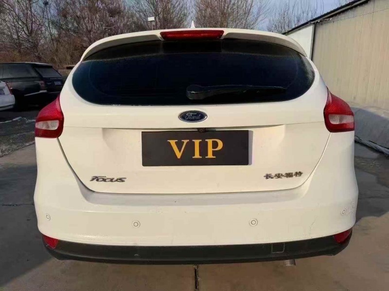 淄博20年福特福克斯8