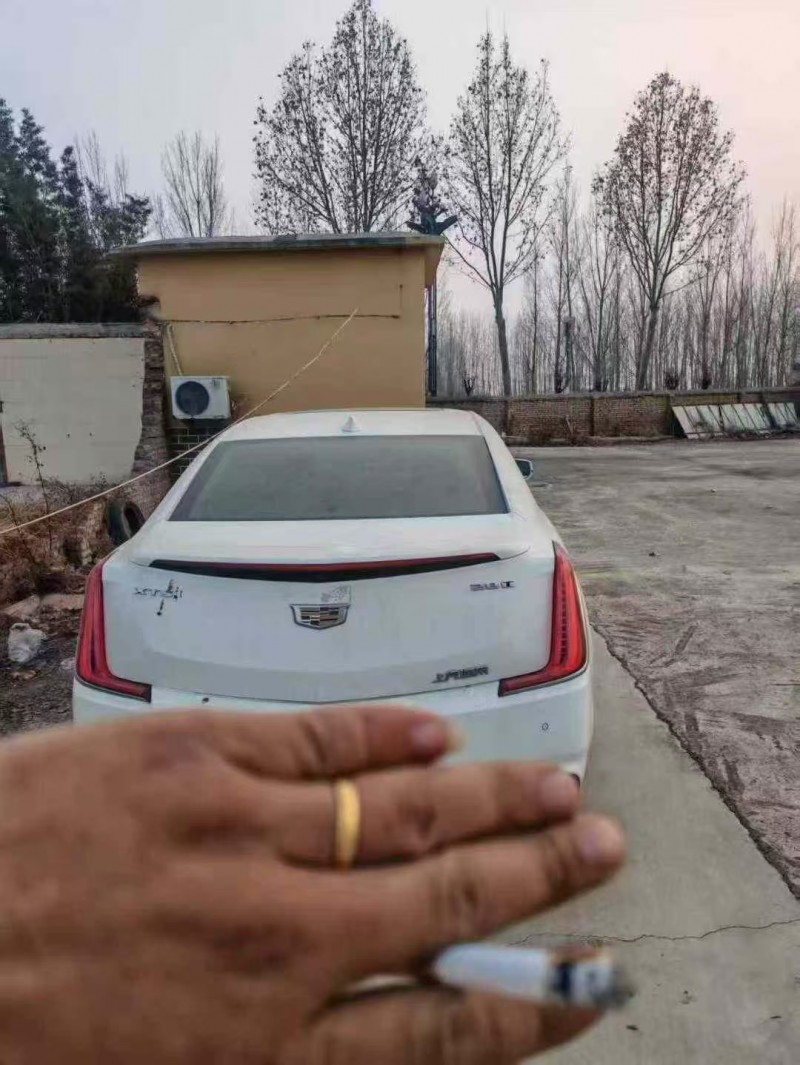 济宁19年凯迪拉克XTS6