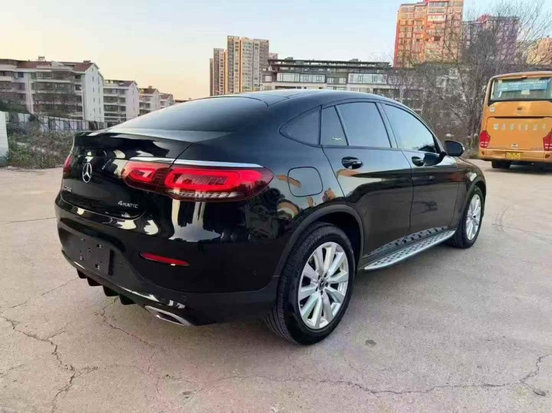 青岛20年奔驰GLC8