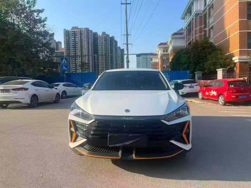 南宁24年东风奕炫1