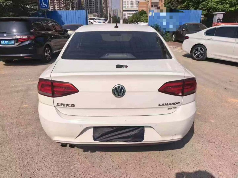 南宁18年大众凌渡9