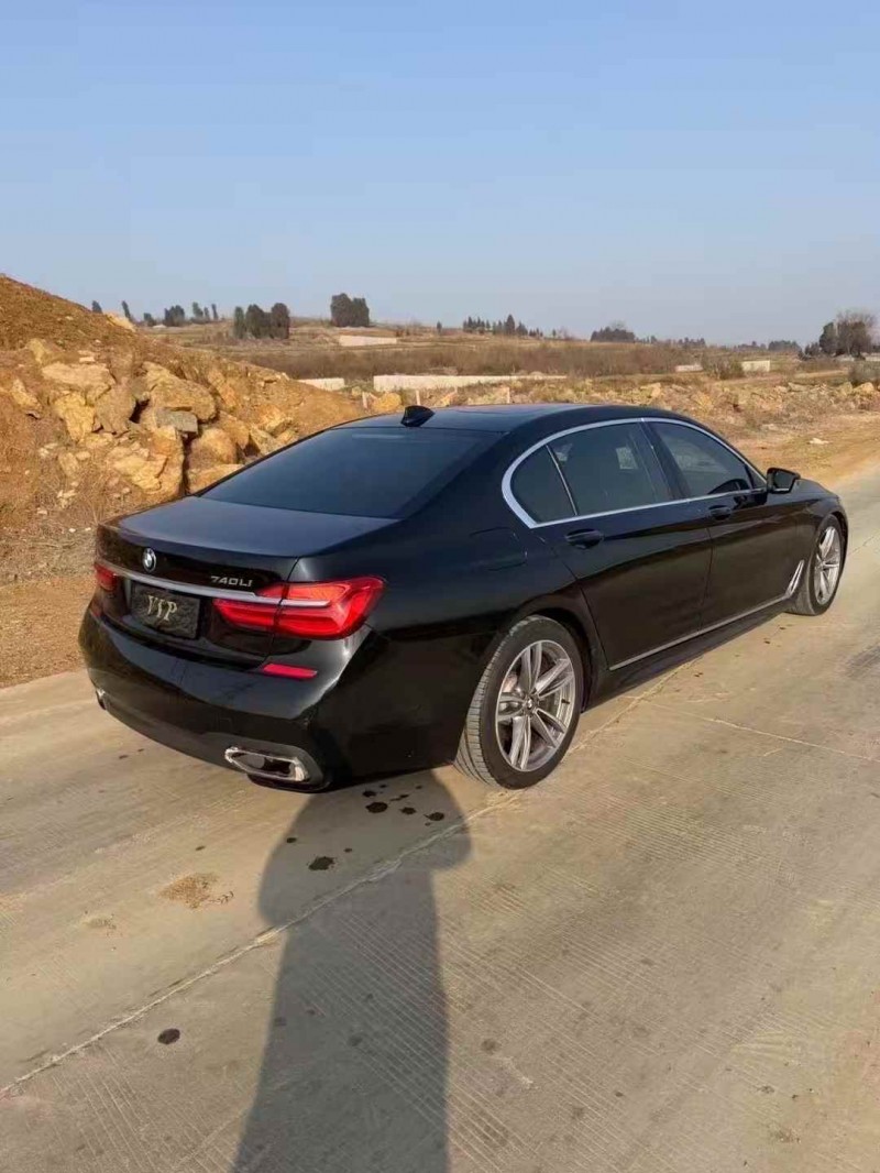 蚌埠18年宝马7系5