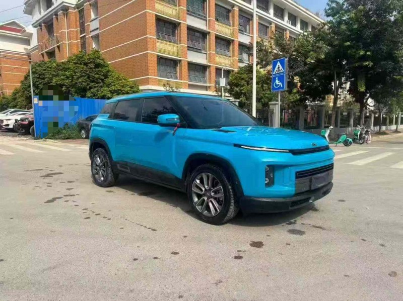 南宁21年吉利icon3