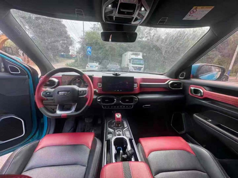 南宁21年吉利icon5