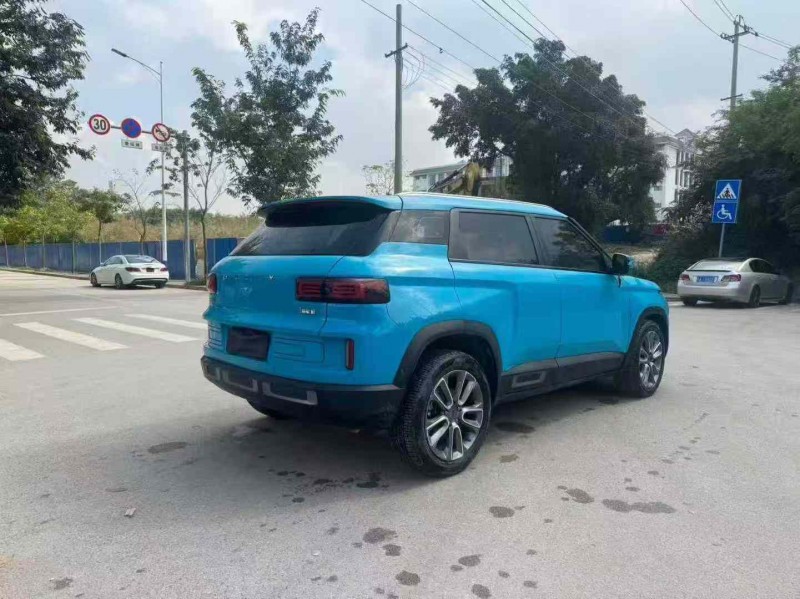 南宁21年吉利icon7